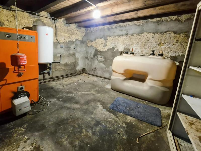 Maison - 290 m² - 8 pièces