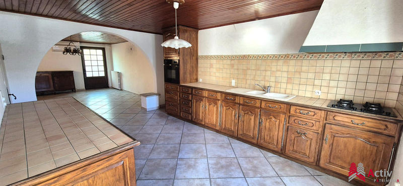 Maison - 160 m² - 6 pièces