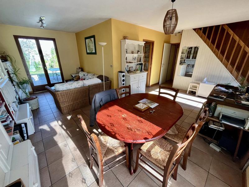 Maison - 105 m² - 5 pièces