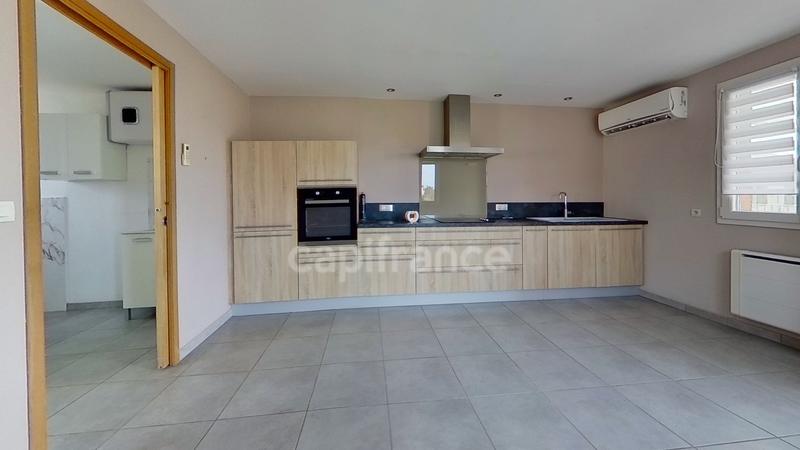 Maison - 152 m² - 8 pièces