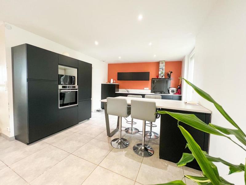 Maison - 126 m² - 7 pièces