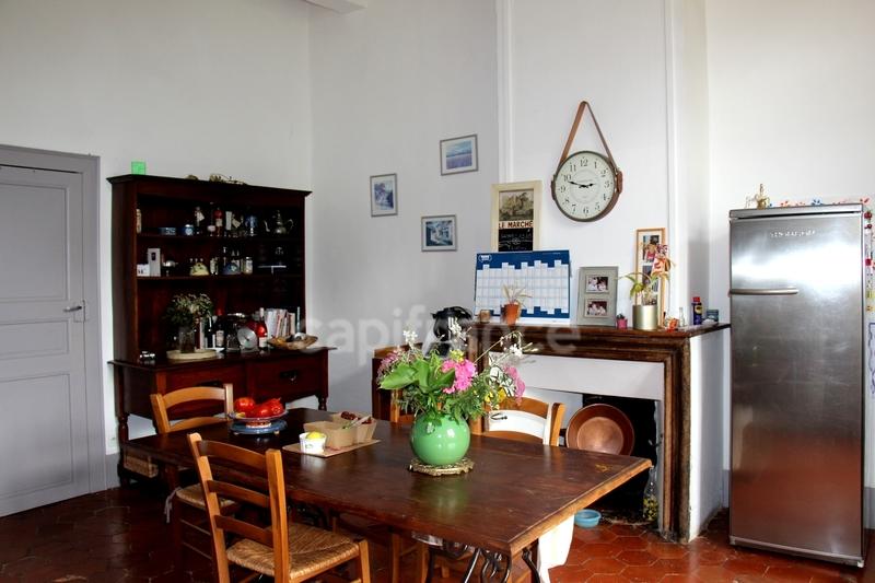 Château - 815 m² - 15 pièces