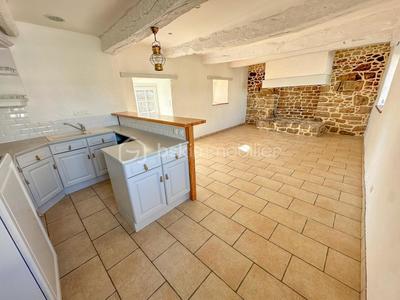 Maison en pierre - 71 m² - 4 pièces