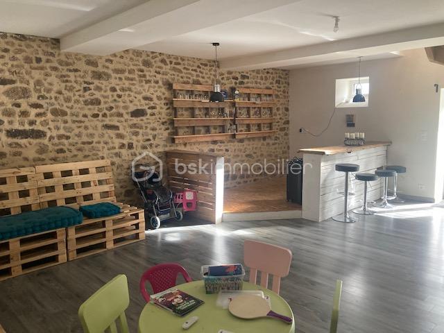 Longère - 296 m² - 8 pièces