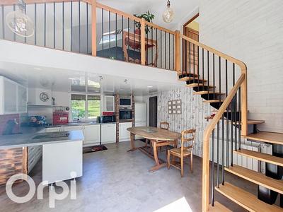 Maison - 123 m² - 5 pièces