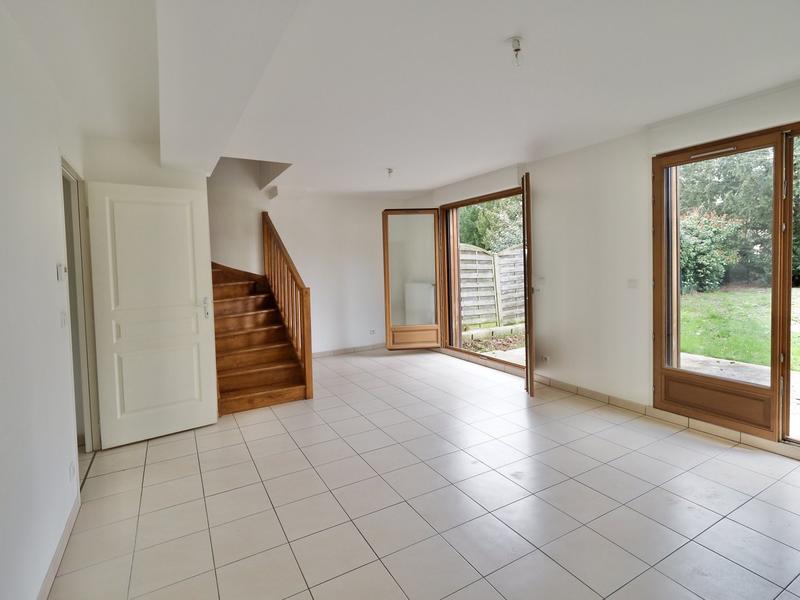 Maison - 98 m² - 6 pièces