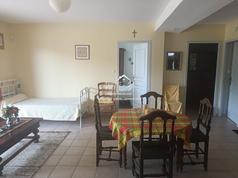 Maison contemporaine - 187 m² - 5 pièces