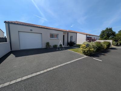 Maison - 93 m² - 6 pièces