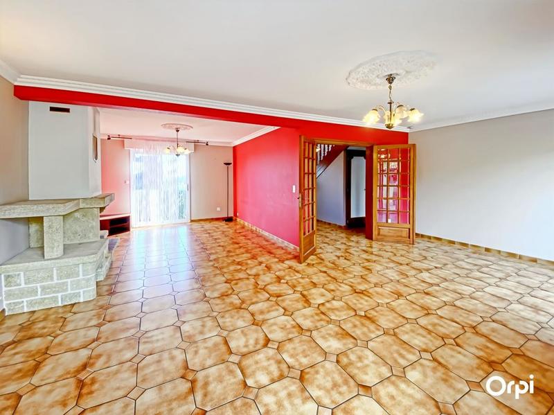 Maison - 119 m² - 6 pièces