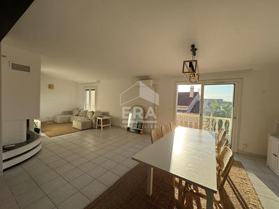 Maison - 100 m² - 4 pièces