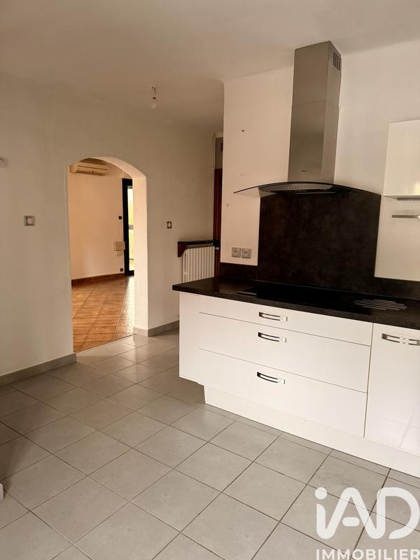 Maison - 182 m² - 7 pièces