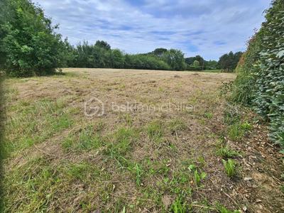 Terrain constructible - 984 m²