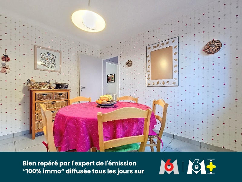 Maison - 250 m² - 10 pièces