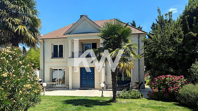 Maison - 193 m² - 7 pièces