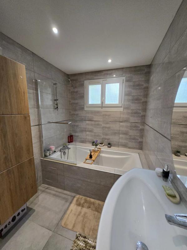 Maison - 161 m² - 6 pièces