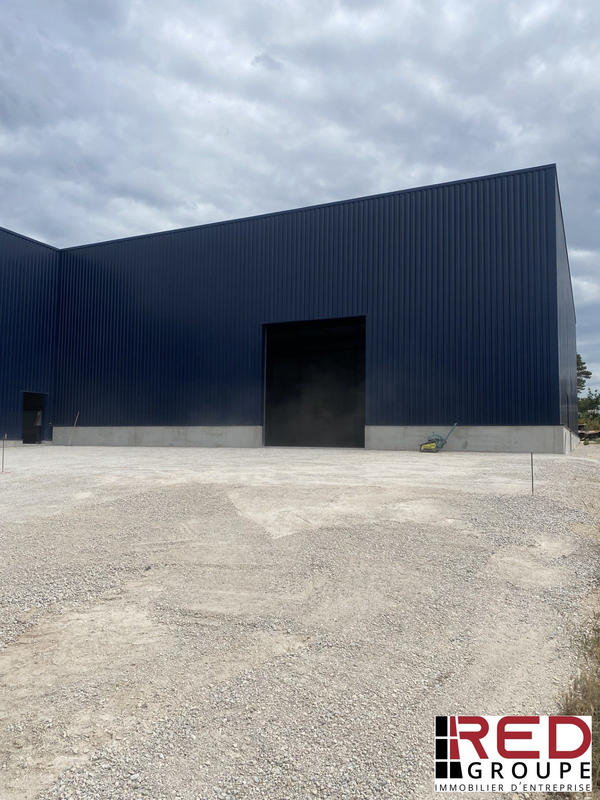 Entrepôt - 260 m²