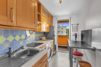 Appartement - 10 m² - 4 pièces