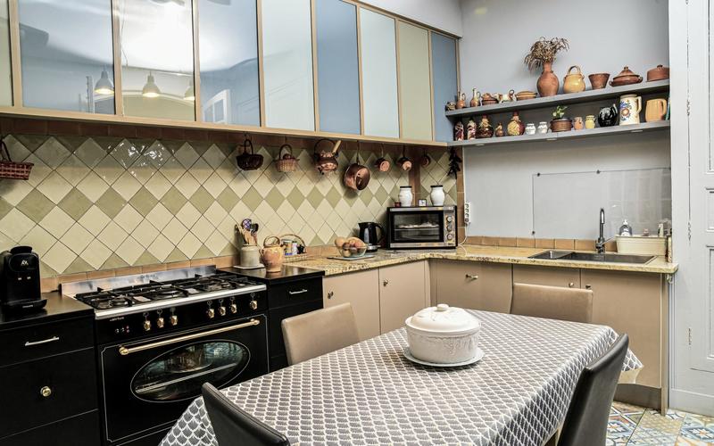 Maison - 180 m² - 6 pièces