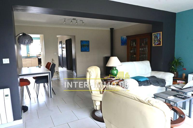 Maison - 103 m² - 5 pièces