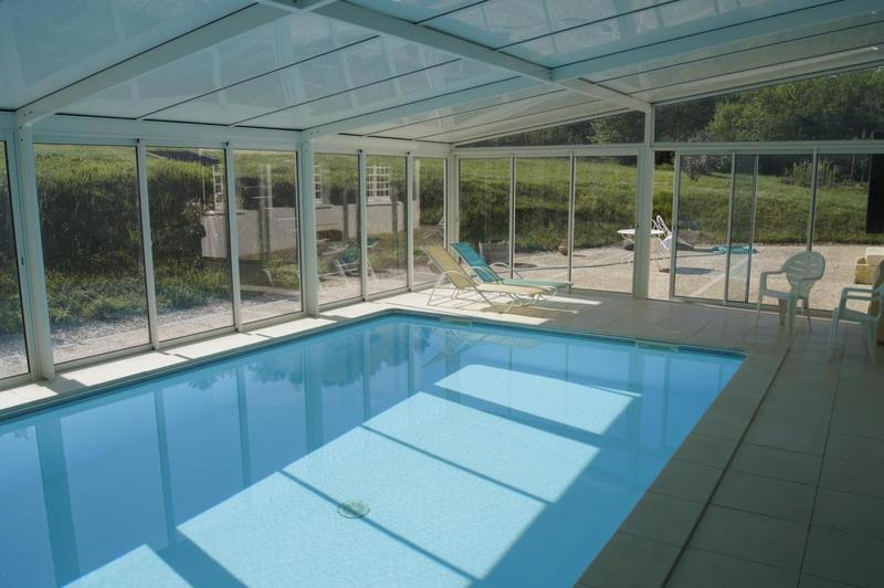 Propriété - 256 m² - 9 pièces