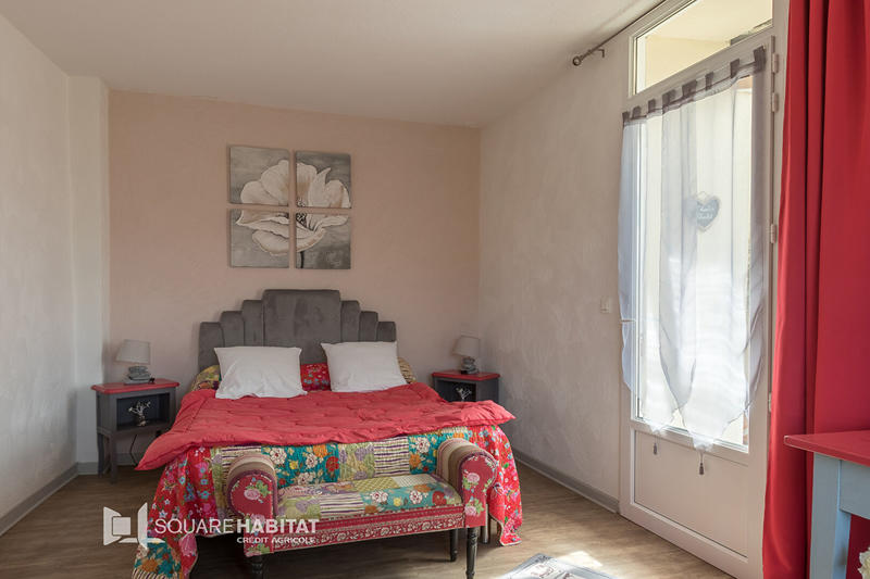 Maison - 550 m² - 15 pièces