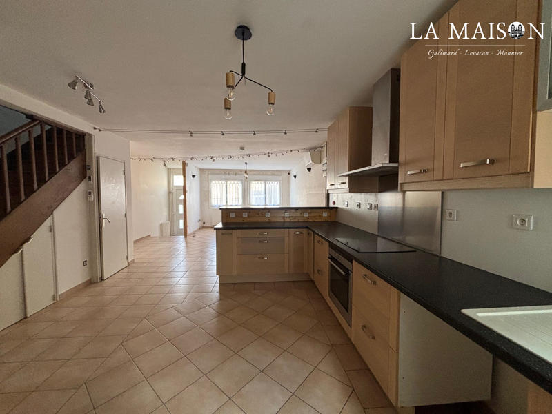 Maison ancienne - 160 m² - 7 pièces