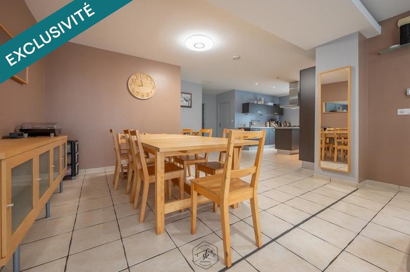 Maison - 104 m² - 4 pièces