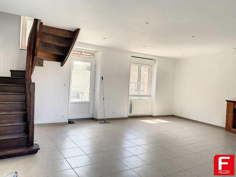 Maison - 93 m² - 4 pièces
