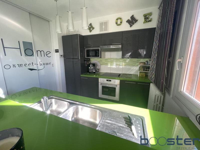 Appartement ancien - 70 m² - 3 pièces