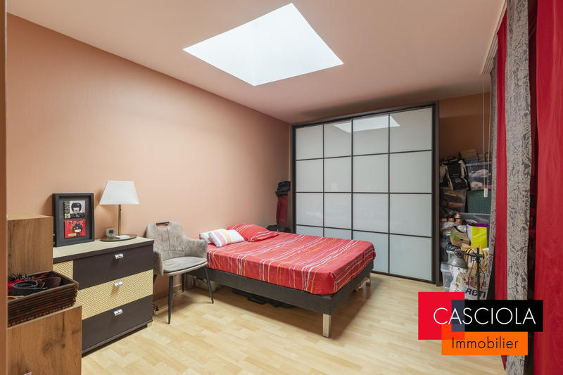 Maison - 163 m² - 7 pièces