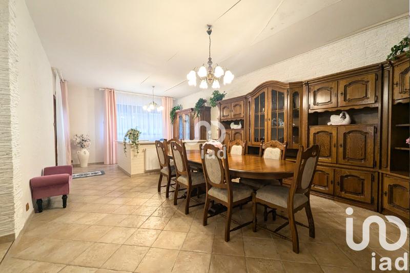 Maison - 215 m² - 7 pièces