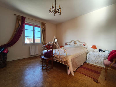 Maison - 166 m² - 7 pièces