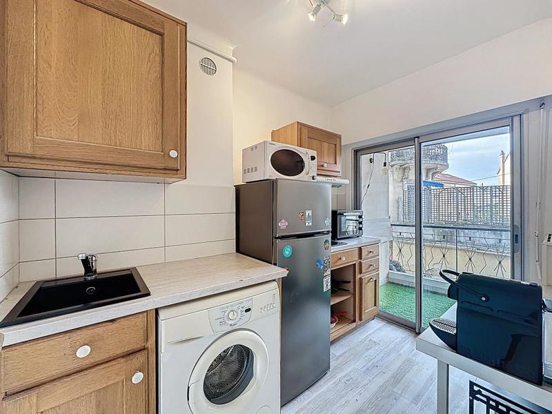 Studio - 24 m² - 1 pièce