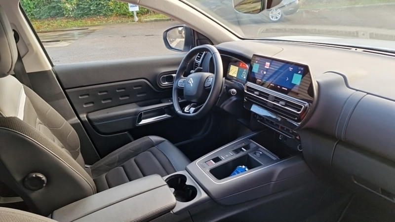 Citroën C5 Aircross Hybride rechargeable 225 e-Eat8 Feel (Am50) 5 portes (oct. 2022) (co2 31)