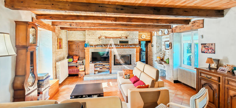 Maison - 196 m² - 6 pièces