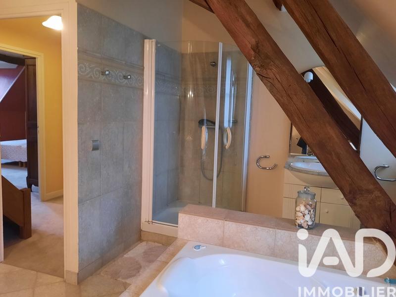 Maison - 190 m² - 7 pièces