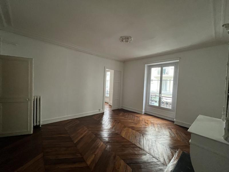 Appartement - 100 m² - 4 pièces