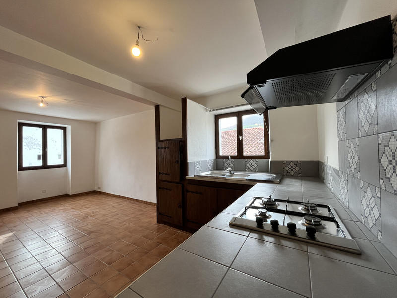 Maison - 93 m² - 5 pièces