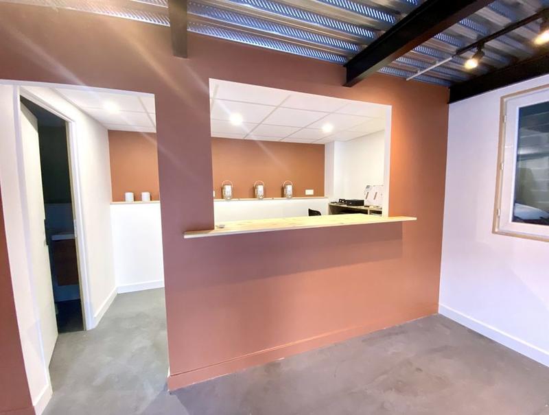 Bureau - 272 m² - 1 pièce