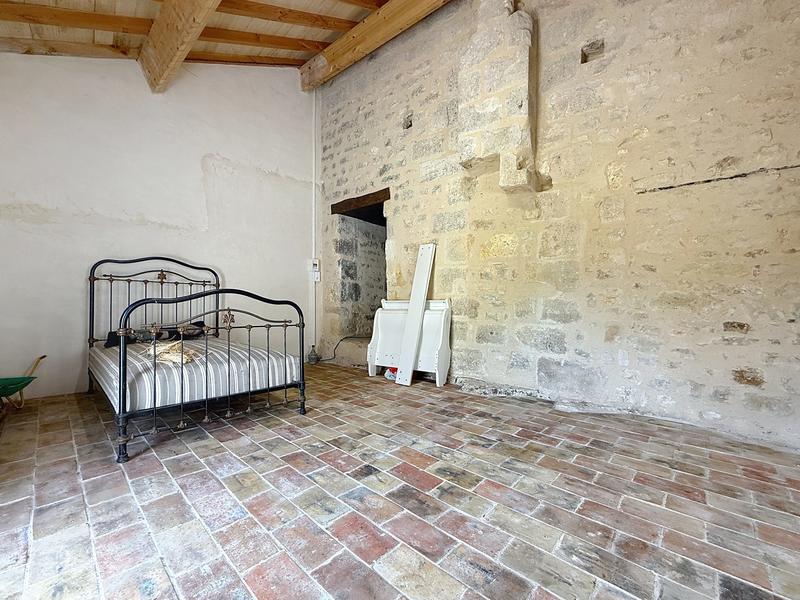 Maison - 180 m² - 4 pièces