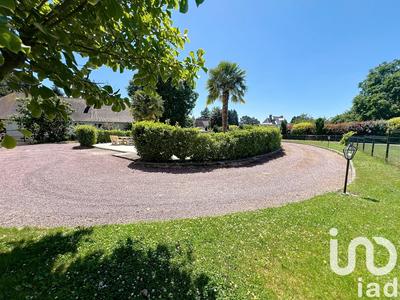 Maison - 281 m² - 10 pièces