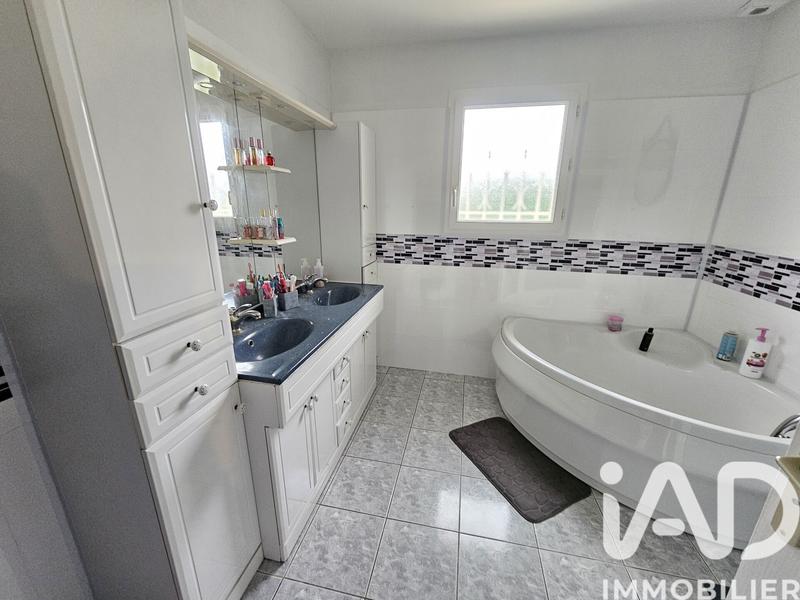 Maison - 120 m² - 6 pièces