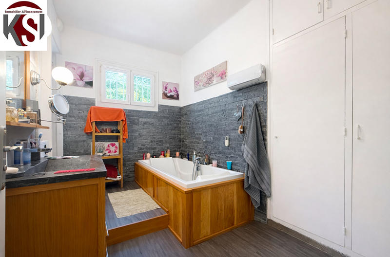 Maison - 97 m² - 3 pièces