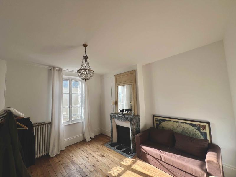 Maison - 154 m² - 9 pièces