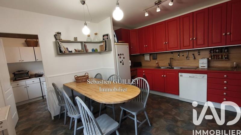 Maison - 160 m² - 10 pièces