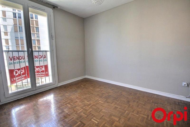 Appartement - 72 m² - 4 pièces