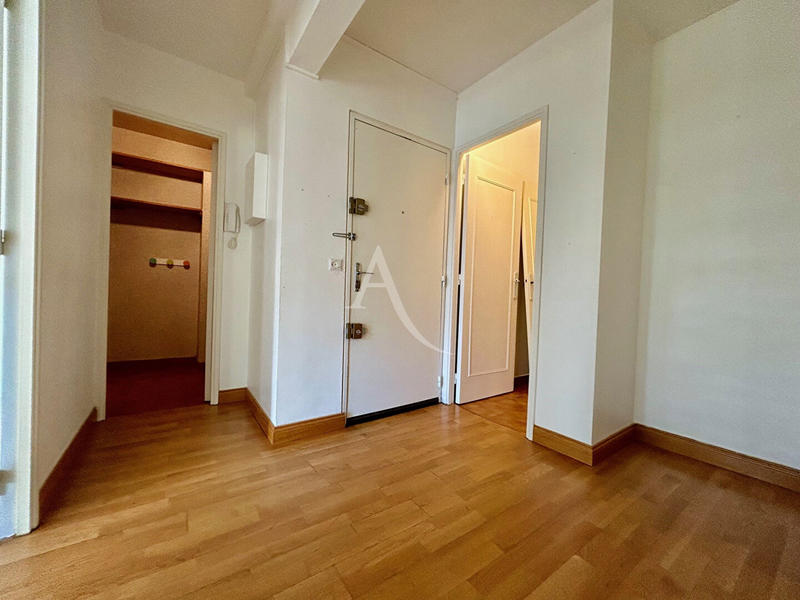 Appartement - 97 m² - 4 pièces