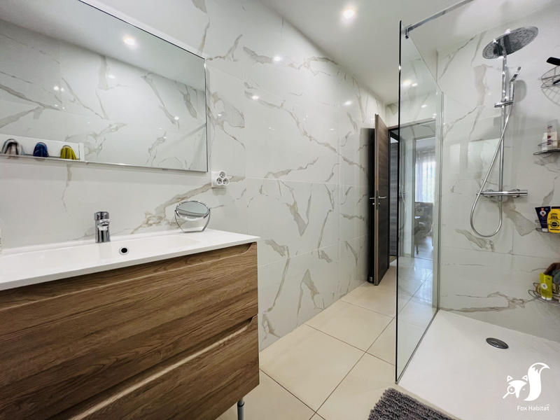 Maison - 110 m² - 4 pièces