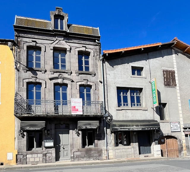 Immeuble - 20 pièces