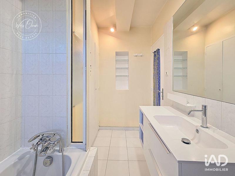 Local commercial - 100 m² - 5 pièces